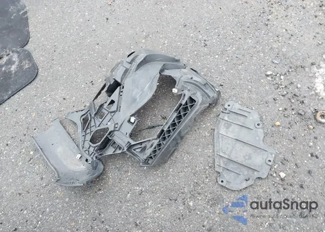 2018 Mazda Mazda3 Touring z USA, uszkodzony, nr VIN 3MZBN1L32JM182527